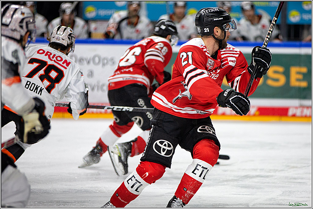 PENNY DEL; Koelner Haie- Loewen Frankfurt; Koeln, 01.12.2022